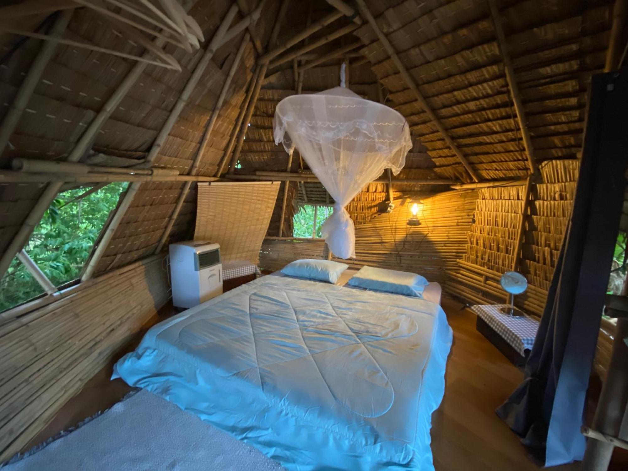 Royal Mountain Hut Hotel Ratchaburi Exterior foto