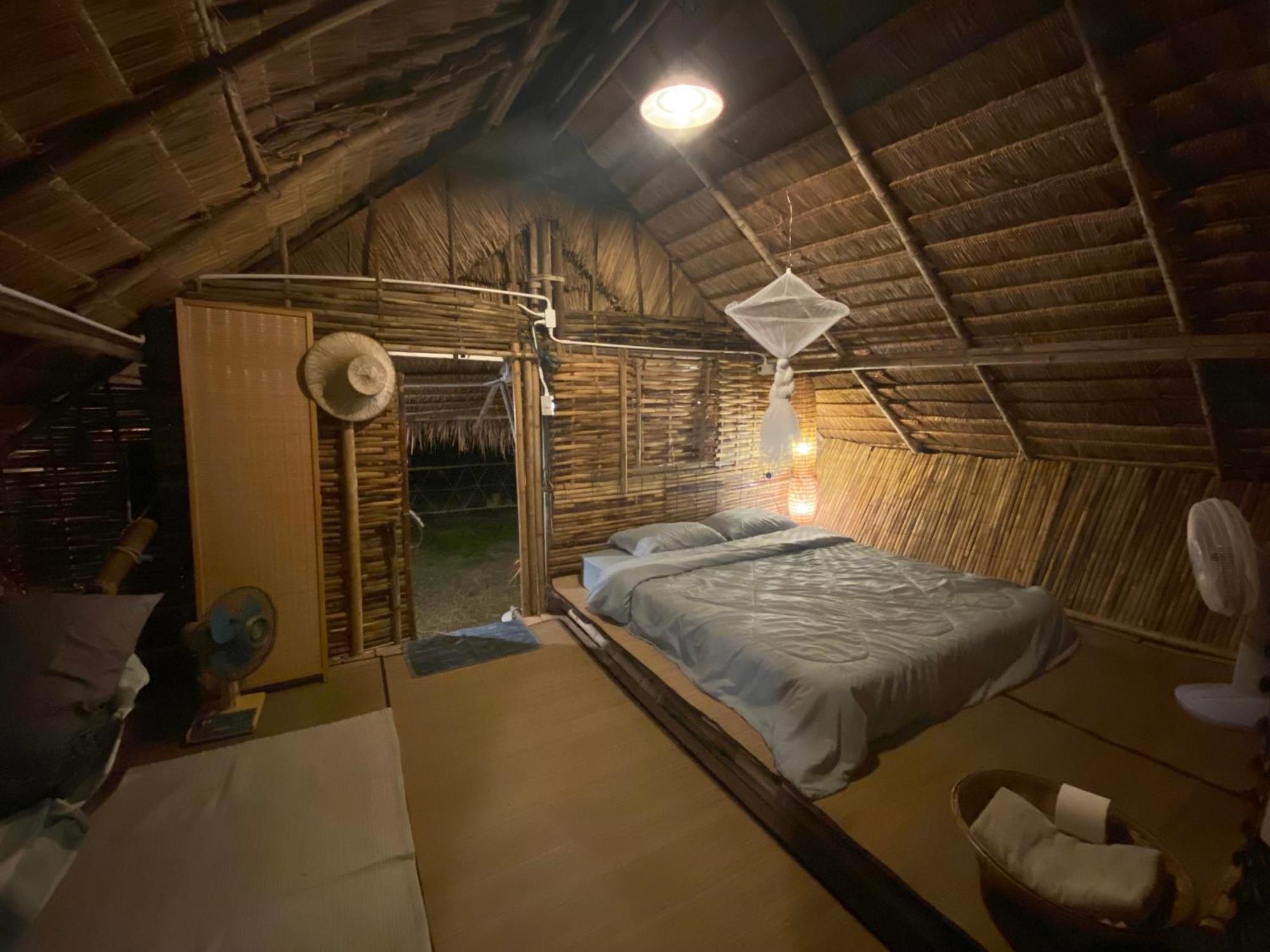 Royal Mountain Hut Hotel Ratchaburi Exterior foto